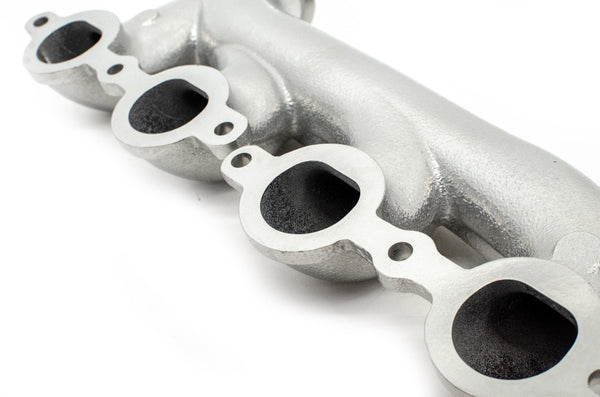 CAST IRON EXHAUST MANIFOLD – PASSENGER SIDE – V-BAND CLAMP – 2002–2012 CHEVY LS – CERAMIC SILVER